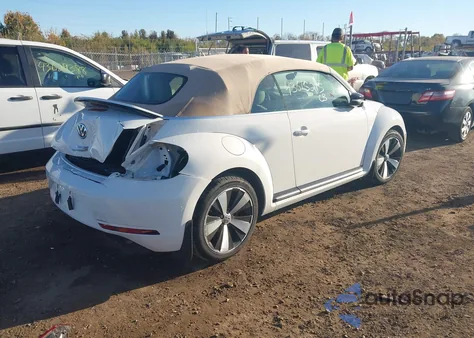 2013 Volkswagen Beetle 2.0T from USA, damaged, VIN 3VW7T7AT8DM828112